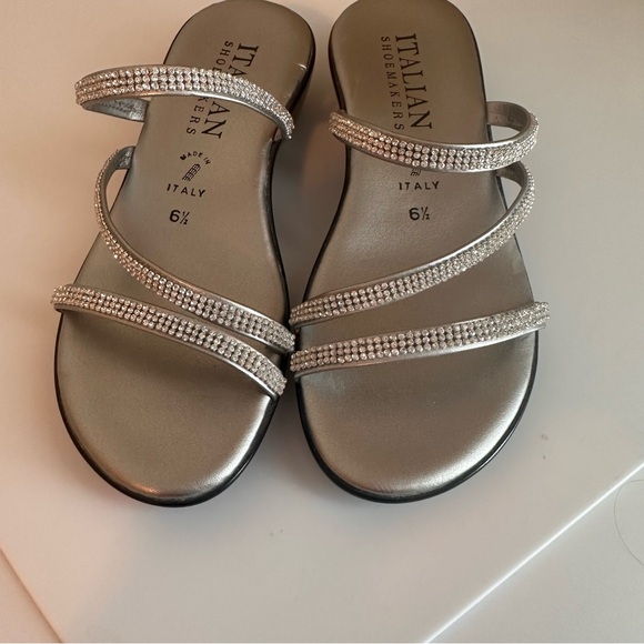 NEW Silver Rhinestone Slip-On Sandals Women’s Size 6.5 - Picture 3 of 6